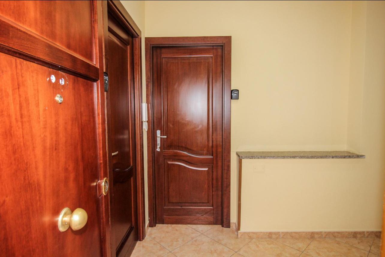 Anthony Apartments Central Station Palermo Eksteriør billede