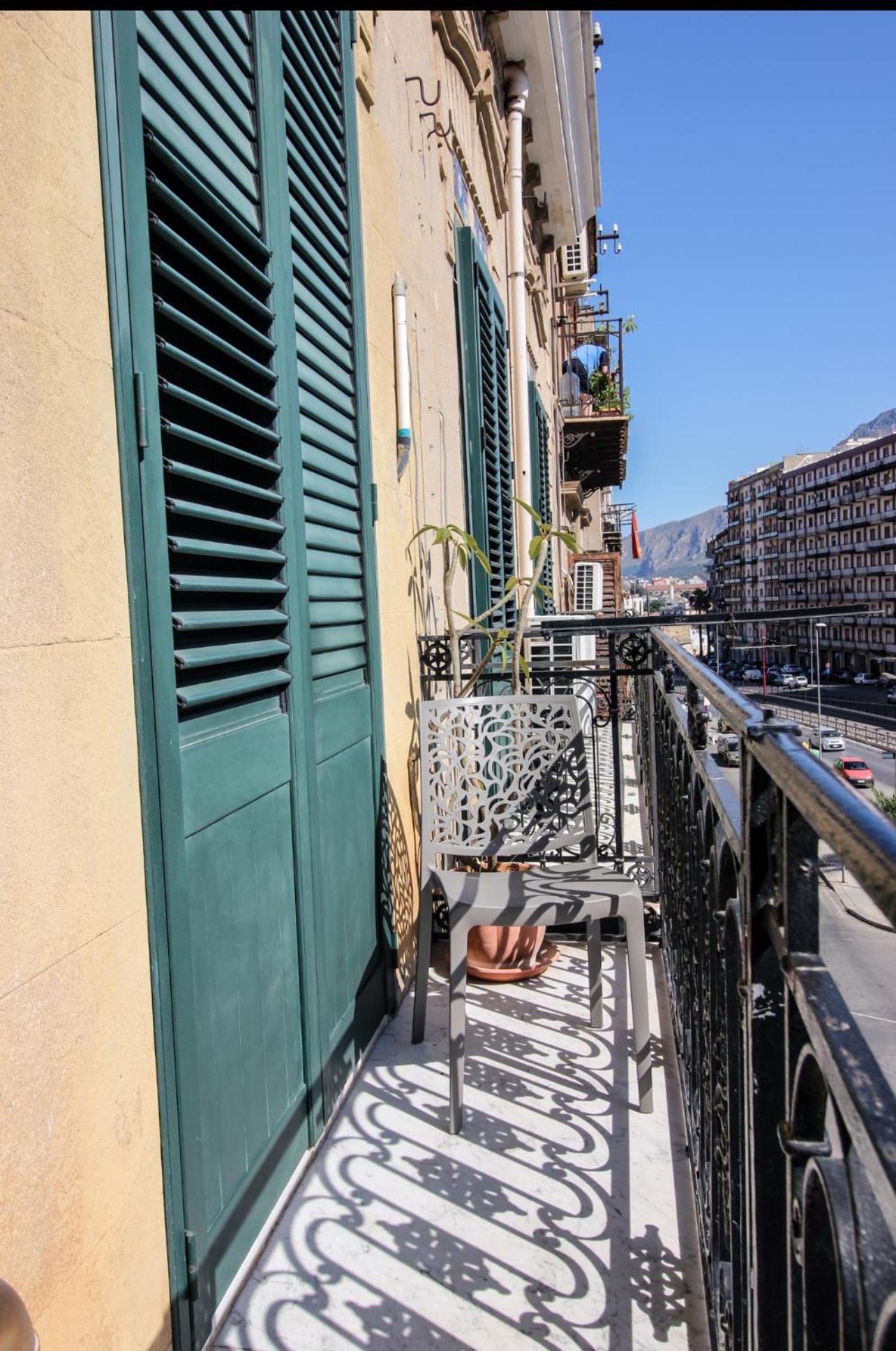 Anthony Apartments Central Station Palermo Eksteriør billede